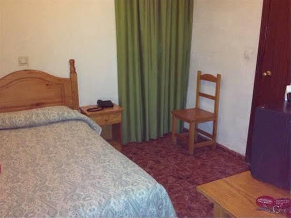 Pension Americano Almeria Exterior photo
